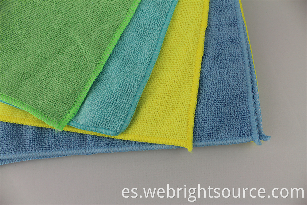 Microfiber cleaning cloth